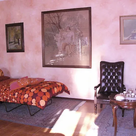 Via Latina Daire Collegno